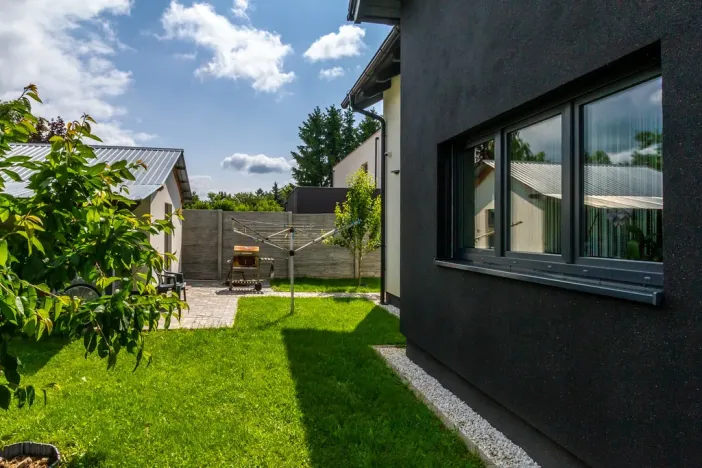 Prodej rodinného domu, Babice, Starobabická, 200 m2