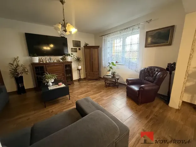 Prodej rodinného domu, Kostelec nad Labem, Kostelecká, 350 m2