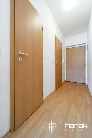 Pronájem bytu 1+kk, Olomouc, Jeremiášova, 30 m2