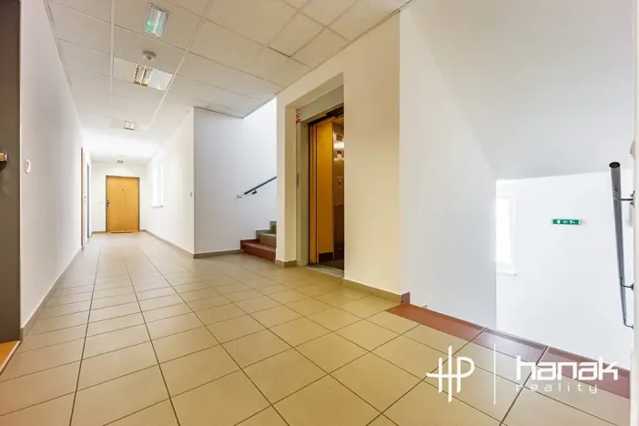 Pronájem bytu 1+kk, Olomouc, Jeremiášova, 30 m2