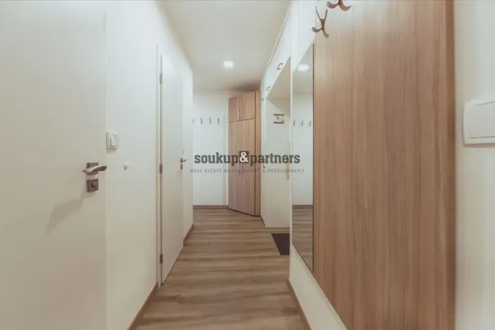 Prodej bytu 2+1, Praha - Smíchov, U Mrázovky, 52 m2