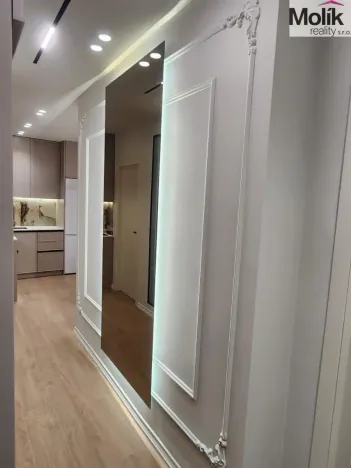 Prodej bytu 3+kk, Drač, 77 m2