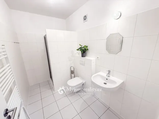 Prodej bytu 2+kk, Znojmo, Růžičkova, 38 m2