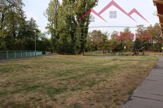 Pronájem bytu 2+1, Chomutov, Bezručova, 65 m2