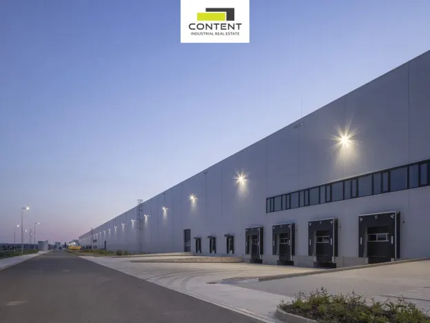 Pronájem skladu, Kozomín, 8204 m2