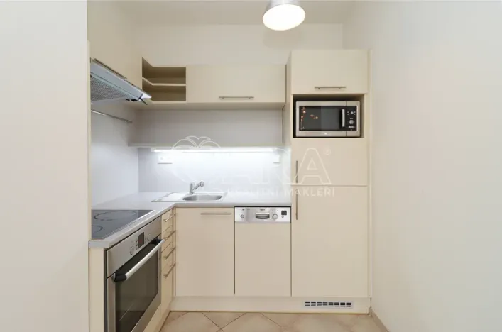 Pronájem bytu 2+kk, Praha - Suchdol, Holubí, 44 m2