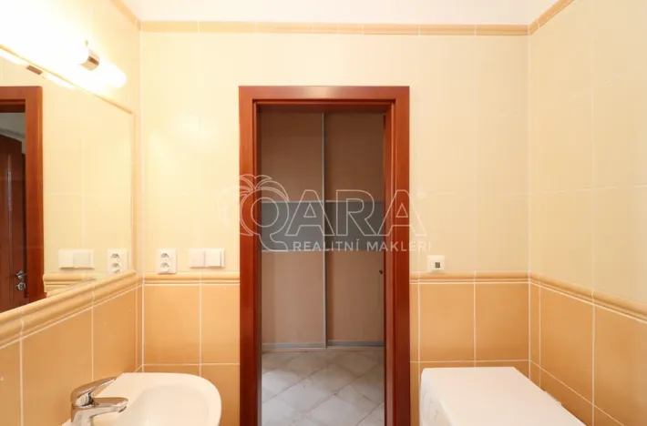 Pronájem bytu 2+kk, Praha - Suchdol, Holubí, 44 m2