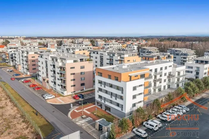 Prodej bytu 2+kk, Hradec Králové, Antonína Petrofa, 56 m2