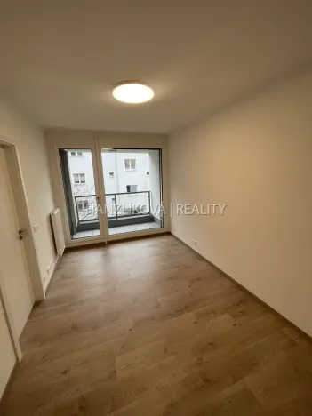 Pronájem bytu 2+kk, České Budějovice, Hálkova, 37 m2