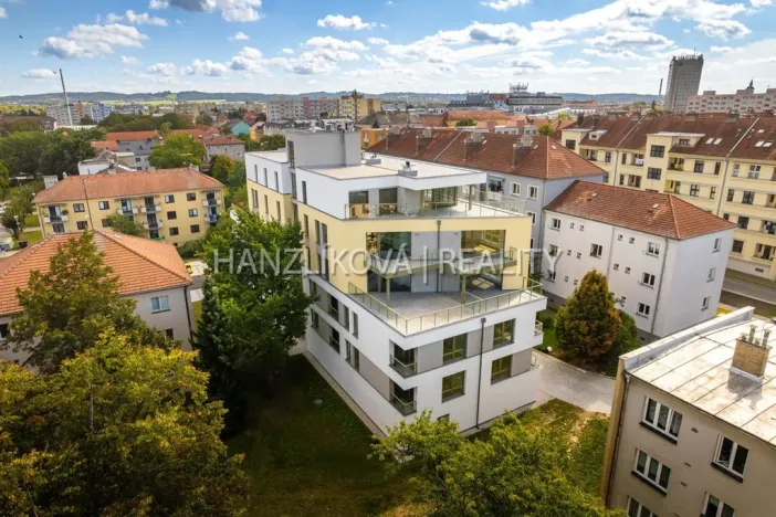 Pronájem bytu 2+kk, České Budějovice, Hálkova, 37 m2