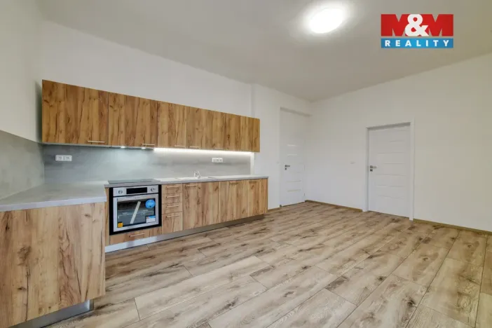 Prodej rodinného domu, Luby, Revoluční, 218 m2