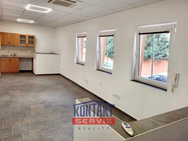 Pronájem kanceláře, České Budějovice - České Budějovice 3, 35 m2