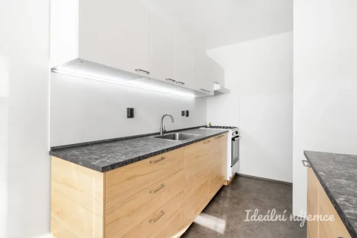 Pronájem bytu 3+1, Praha - Chodov, Malenická, 70 m2