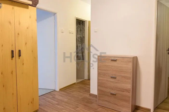 Prodej bytu 3+1, Praha - Prosek, Prosecká, 77 m2