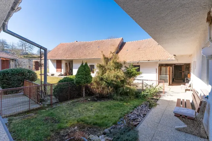 Prodej vícegeneračního domu, Nová Ves, 217 m2