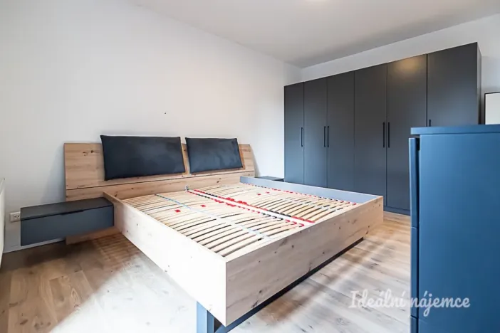 Pronájem bytu 2+kk, Praha - Letňany, Kostomlatská, 64 m2