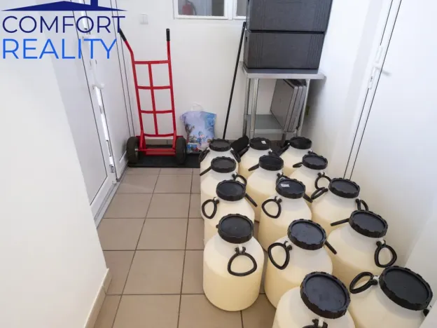 Prodej výrobních prostor, Suchdol nad Odrou - Kletné, 220 m2