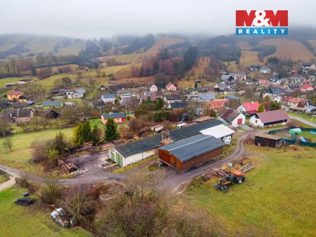 Prodej výrobních prostor, Bratrušov, 1152 m2