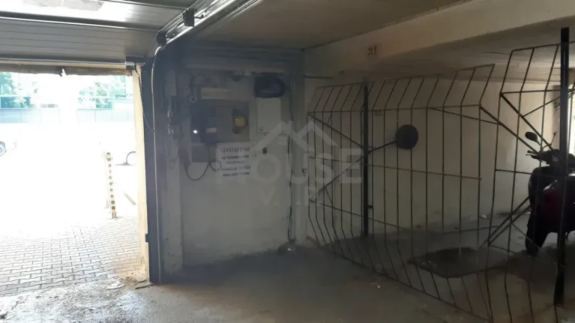 Prodej garáže, Praha - Michle, Jihlavská, 14 m2