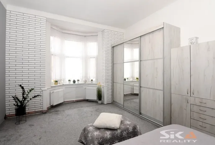 Prodej bytu 2+1, Louny, Husova, 76 m2