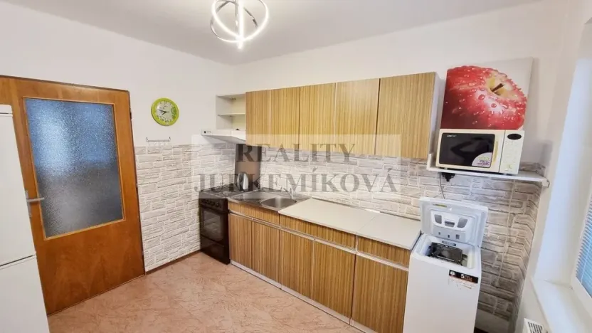 Pronájem bytu 2+1, Dobrá Voda u Českých Budějovic, U Domova důchodců, 45 m2