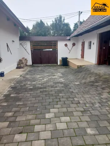 Prodej ubytování, Bílá Lhota - Hradečná, 250 m2