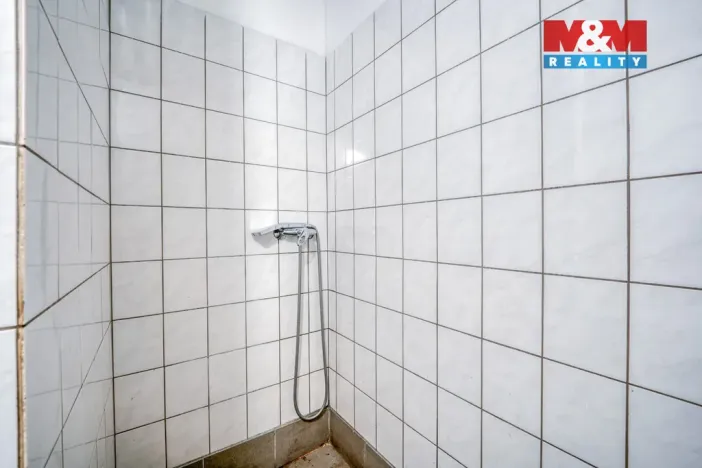 Pronájem skladu, Toužim, Plzeňská, 89 m2