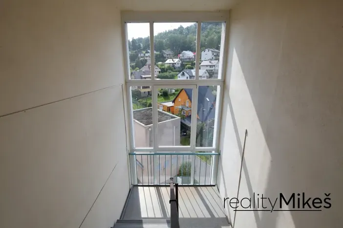 Prodej bytu 1+1, Železný Brod, Na Vápence, 41 m2