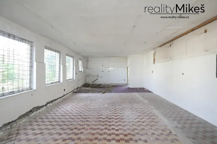 Prodej komerční nemovitosti, Liberec, Výletní, 1088 m2