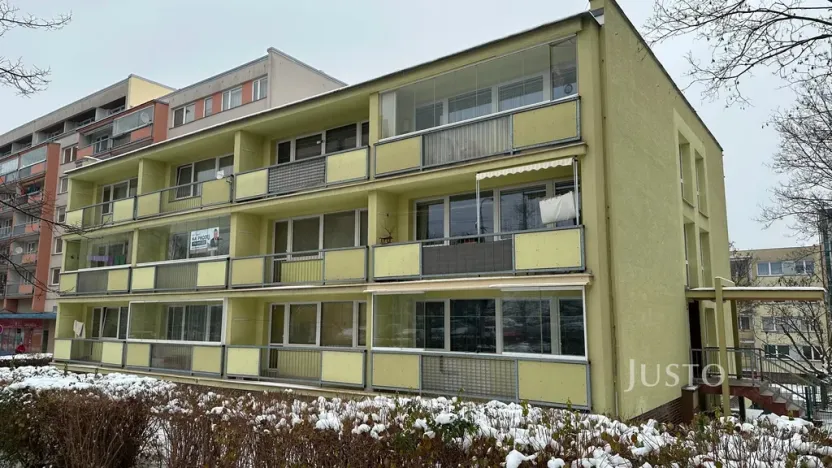 Pronájem bytu 1+kk, Teplice, Čs. dobrovolců, 33 m2