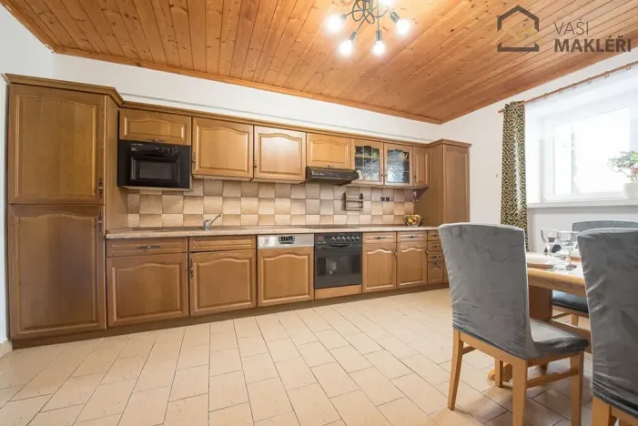 Prodej rodinného domu, Vlkanov, 280 m2