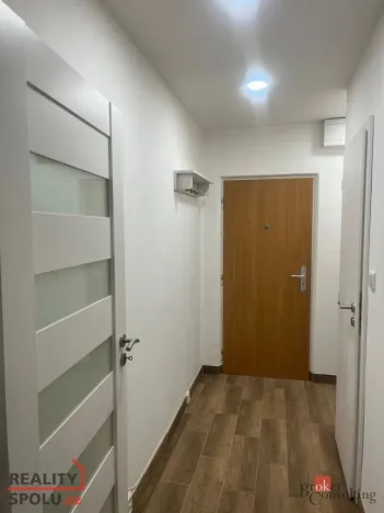 Pronájem bytu 1+kk, Nový Bor, Svojsíkova, 29 m2