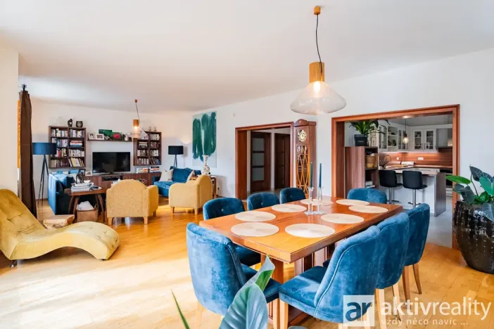 Pronájem bytu 5+kk, Praha - Vinohrady, Perucká, 180 m2