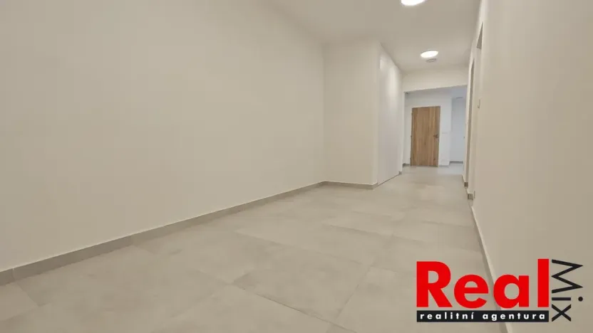 Pronájem bytu 3+kk, Nebovidy, 85 m2