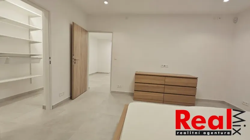 Pronájem bytu 3+kk, Nebovidy, 85 m2