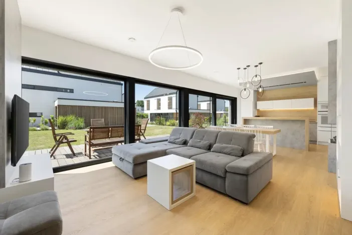 Pronájem rodinného domu, Přezletice, Pod Vinoří, 152 m2