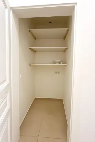 Pronájem bytu 3+1, Praha - Smíchov, Ostrovského, 145 m2