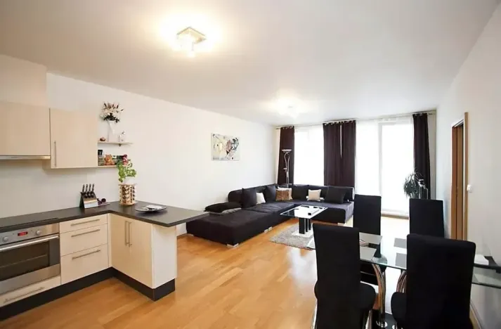 Pronájem bytu 2+kk, Praha - Libeň, Drahobejlova, 65 m2