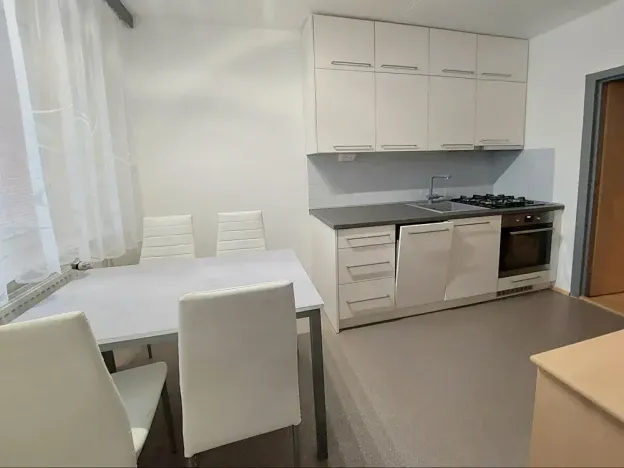 Pronájem bytu 3+1, Brno, Oderská, 75 m2