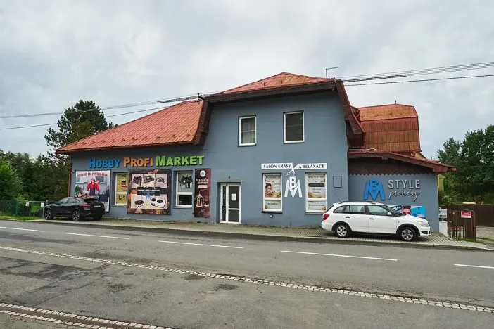 Prodej obchodního prostoru, Bruzovice, 773 m2