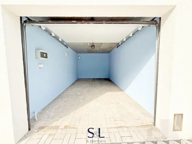 Pronájem garáže, Jablonec nad Nisou, K Černé studnici, 18 m2