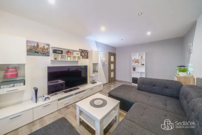 Prodej bytu 3+1, Sokolov, Spartakiádní, 69 m2