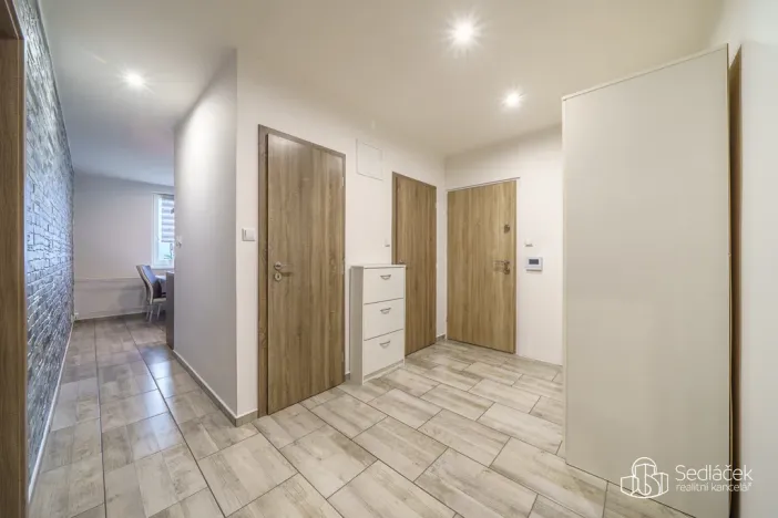 Prodej bytu 3+1, Sokolov, Spartakiádní, 69 m2