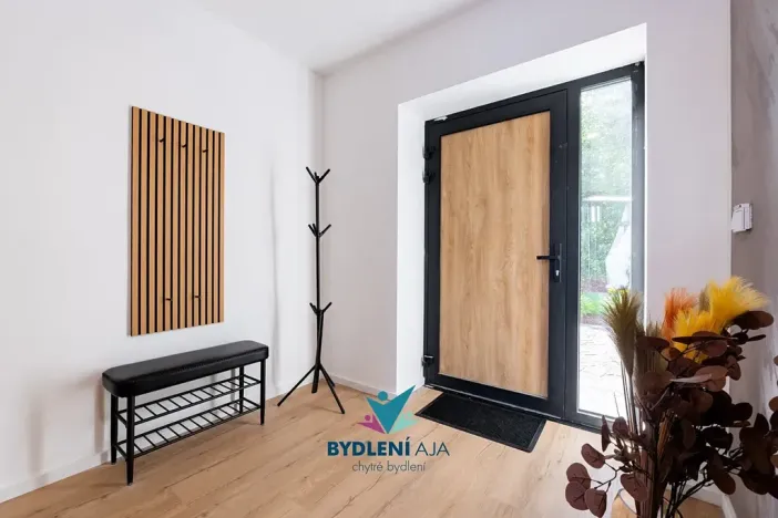 Prodej rodinného domu, Bystřany, 284 m2