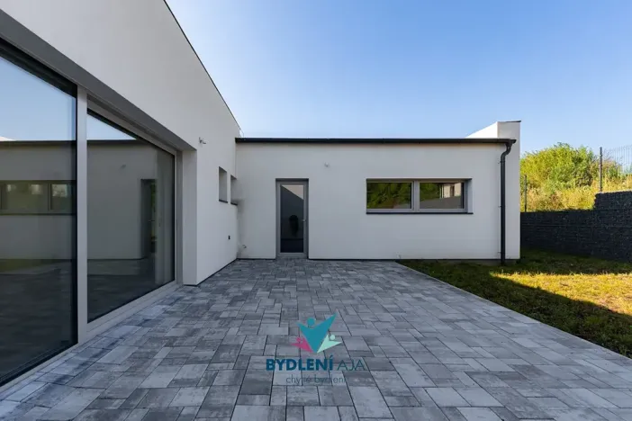 Prodej rodinného domu, Dubí, V Aleji, 206 m2