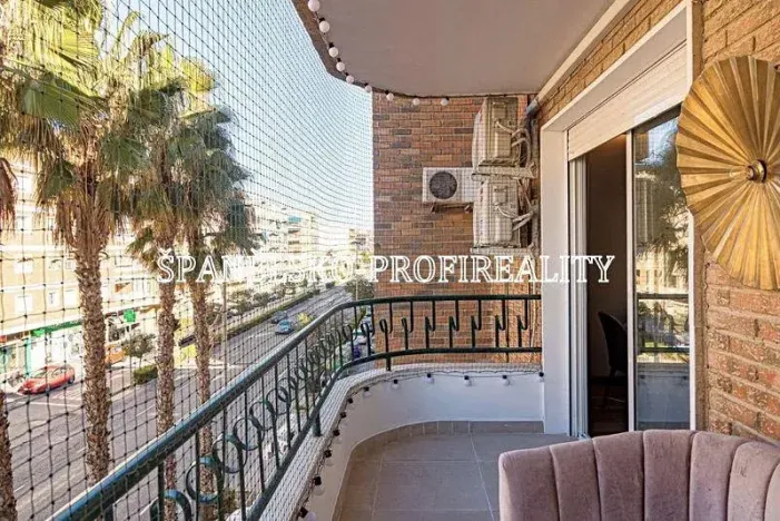 Prodej bytu 4+kk, Alicante, Španělsko, 102 m2