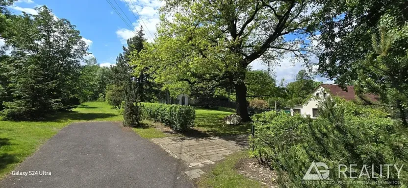 Prodej pozemku pro bydlení, Chbany, 1329 m2