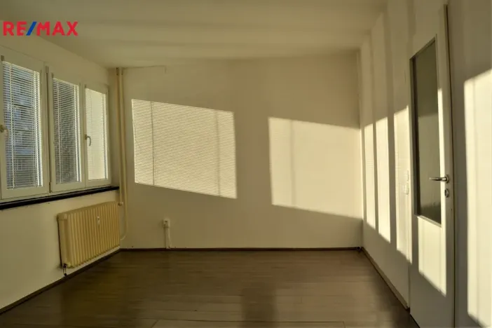 Prodej bytu 2+1, Hradec Králové - Slezské Předměstí, Severní, 56 m2