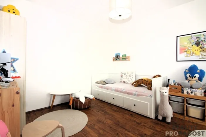 Prodej bytu 3+1, Znojmo, Dukelských bojovníků, 73 m2