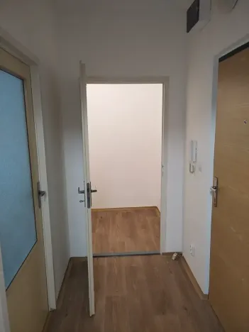 Pronájem bytu 2+kk, Pardubice, Lonkova, 55 m2